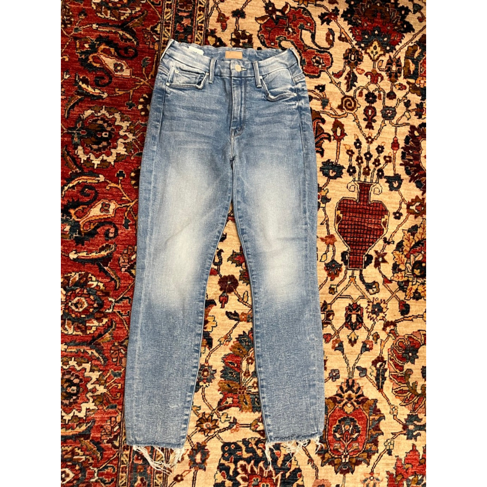 Mother High Waisted Looker Ankle Fray in Deeps Breaths Size 24